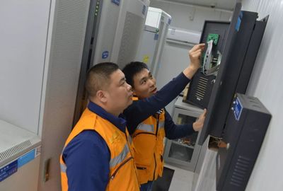 出现难题怎么办?党员带头来攻坚——通讯设备修理工作纪实